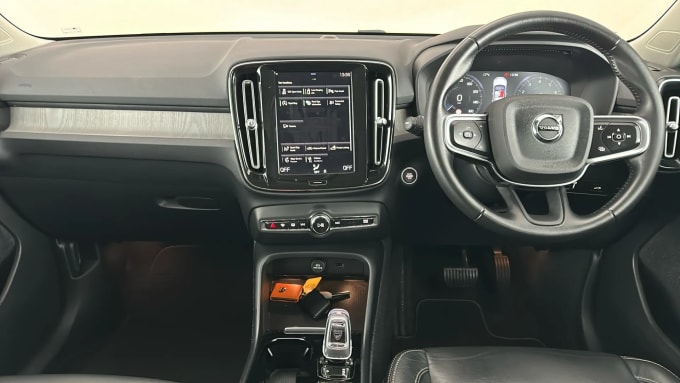 2021 Volvo Xc40