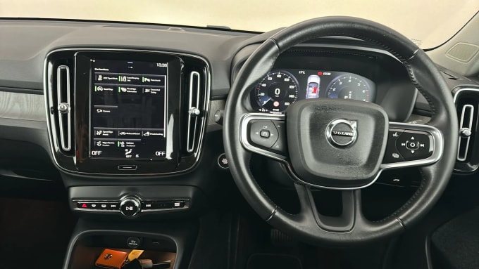 2021 Volvo Xc40