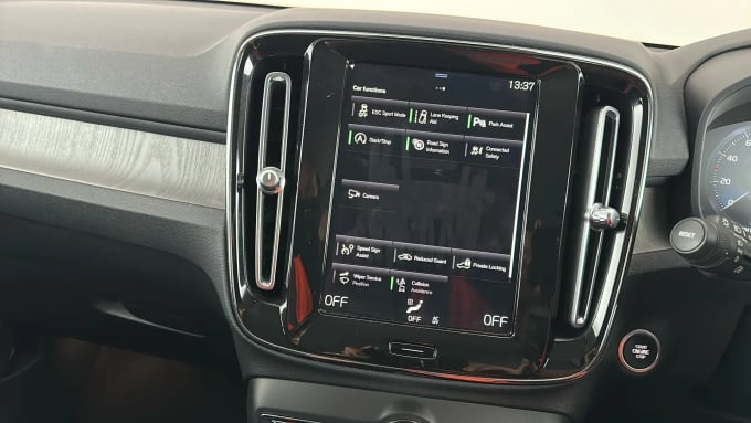 2021 Volvo Xc40