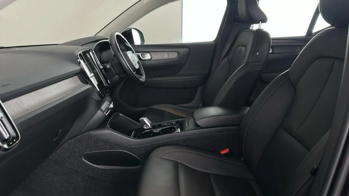 2021 Volvo Xc40