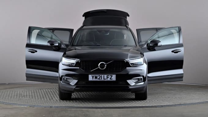2021 Volvo Xc40