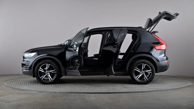 2021 Volvo Xc40