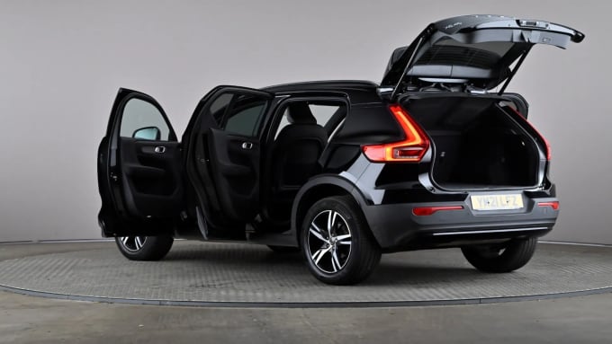 2021 Volvo Xc40
