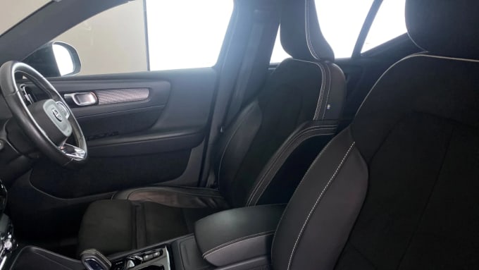 2021 Volvo Xc40