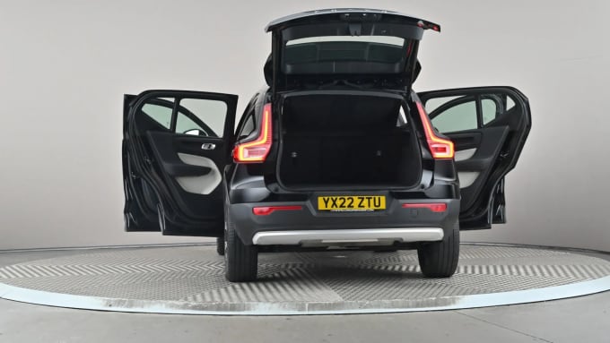 2022 Volvo Xc40