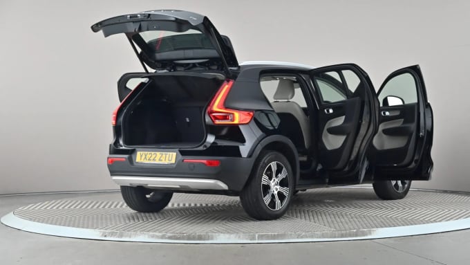 2022 Volvo Xc40