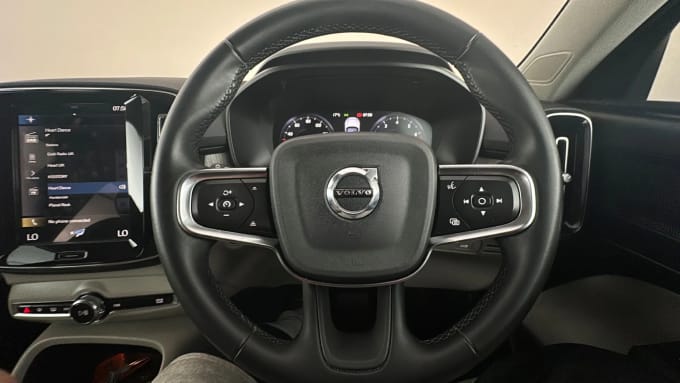 2022 Volvo Xc40