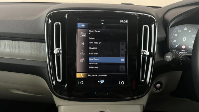 2022 Volvo Xc40