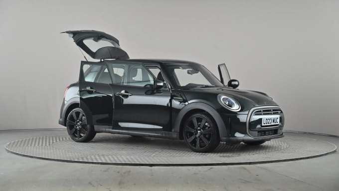 2023 Mini Hatch