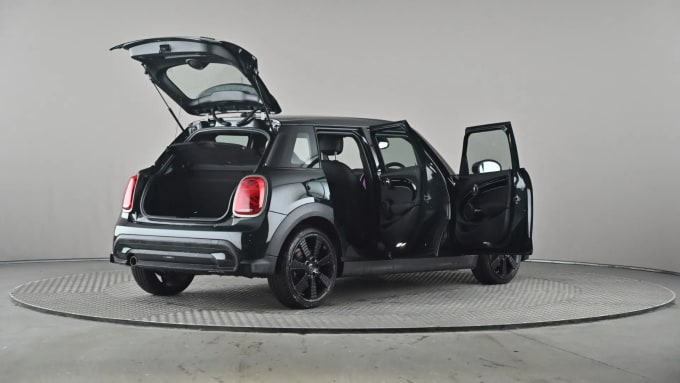 2023 Mini Hatch