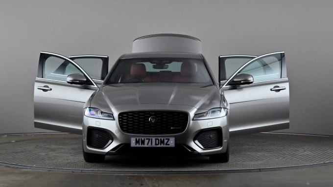 2021 Jaguar Xf