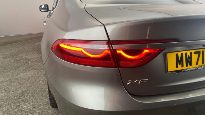 2021 Jaguar Xf
