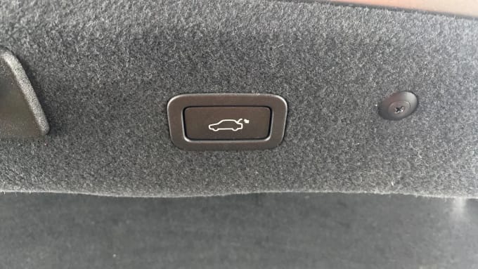 2021 Jaguar Xf