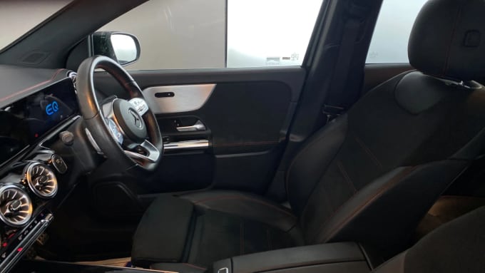 2022 Mercedes-benz Eqa