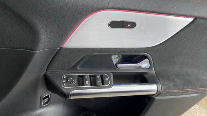 2022 Mercedes-benz Eqa