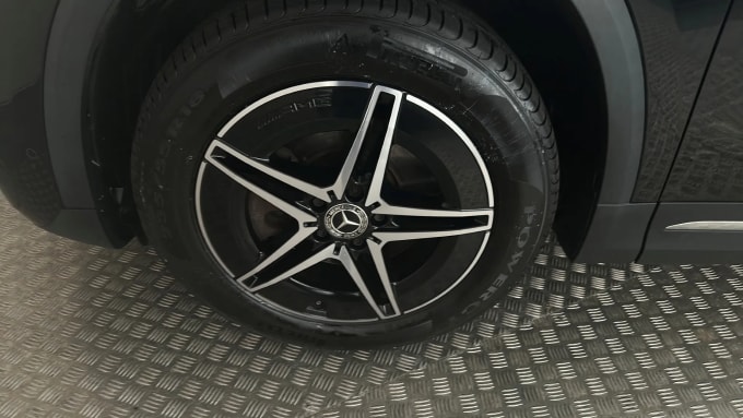 2022 Mercedes-benz Eqa