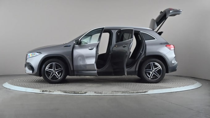 2022 Mercedes-benz Eqa