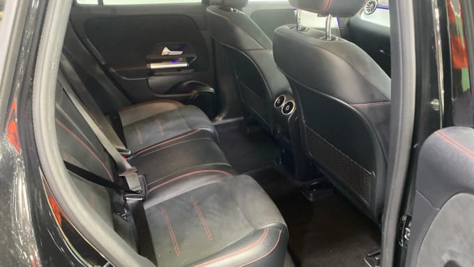 2022 Mercedes-benz Eqa