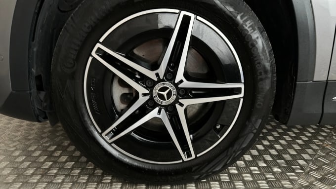 2022 Mercedes-benz Eqa