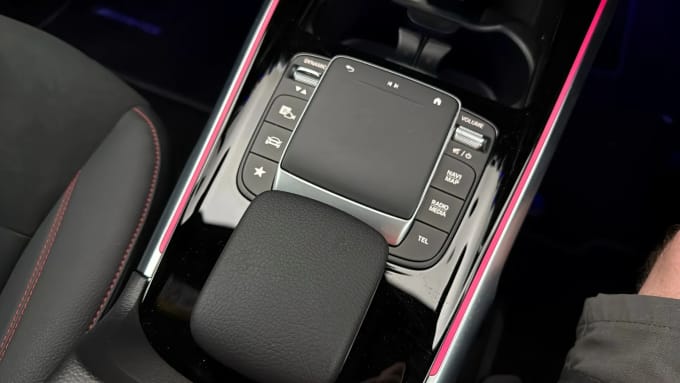 2024 Mercedes-benz Eqb