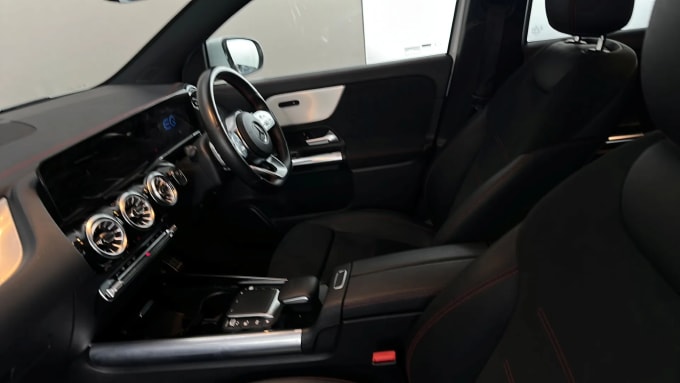2022 Mercedes-benz Eqa