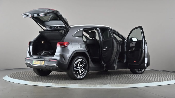 2021 Mercedes-benz Eqa