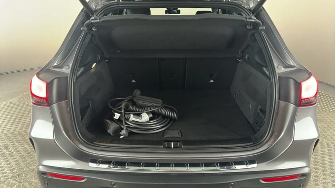 2021 Mercedes-benz Eqa