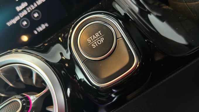 2022 Mercedes-benz Eqa