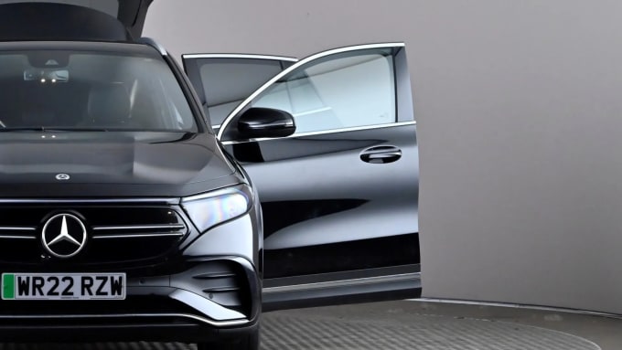 2022 Mercedes-benz Eqa