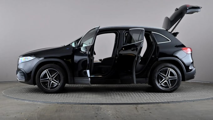 2022 Mercedes-benz Eqa