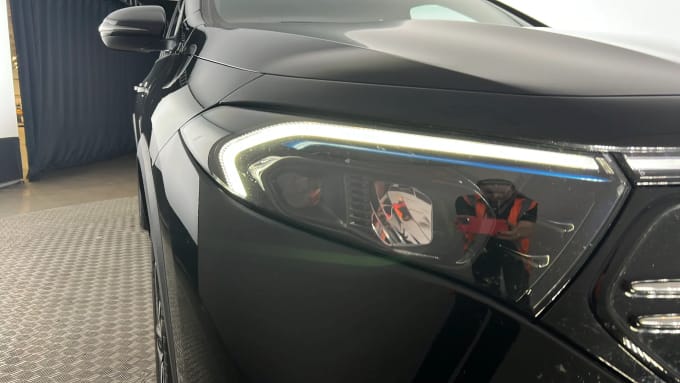 2022 Mercedes-benz Eqa