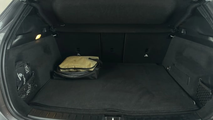 2022 Mercedes-benz Eqa