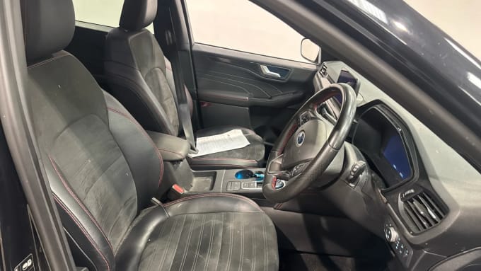 2022 Ford Kuga