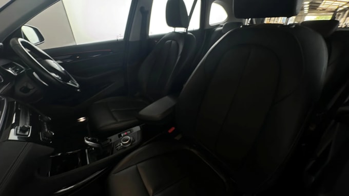 2021 BMW X1