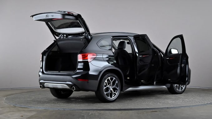 2021 BMW X1