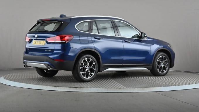 2021 BMW X1