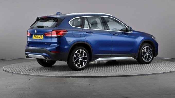 2021 BMW X1