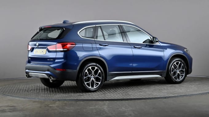 2021 BMW X1