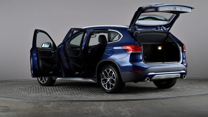 2021 BMW X1