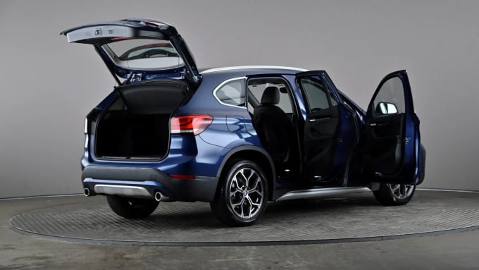 2021 BMW X1