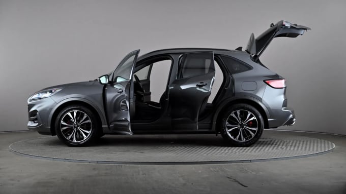 2023 Ford Kuga