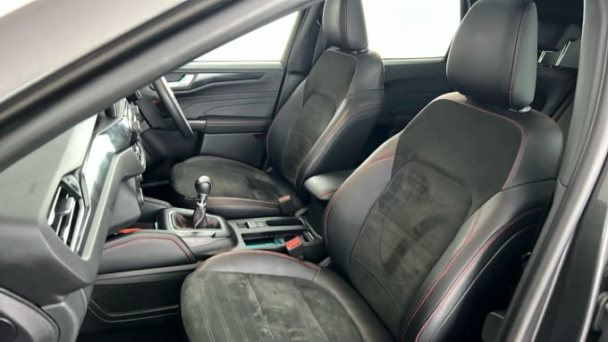 2023 Ford Kuga