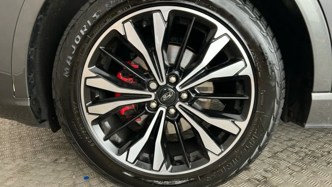 2023 Ford Kuga