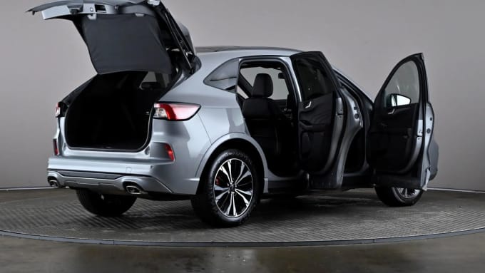 2023 Ford Kuga