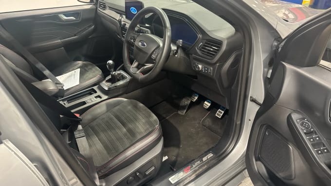 2022 Ford Kuga