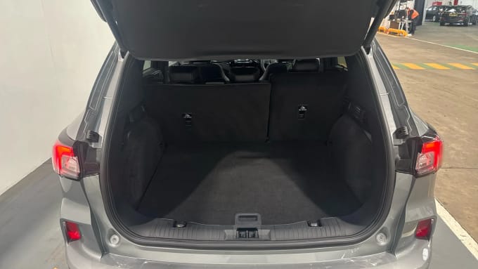 2022 Ford Kuga