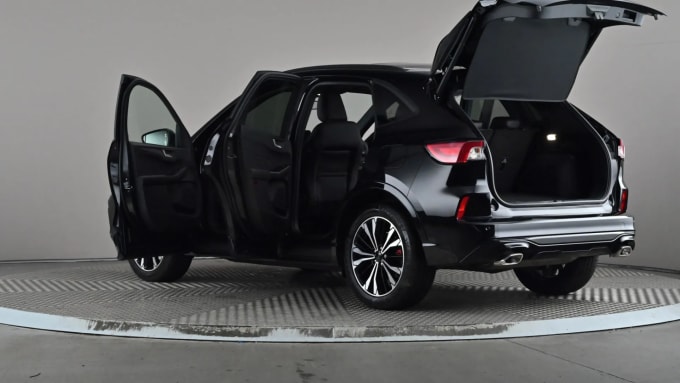 2023 Ford Kuga