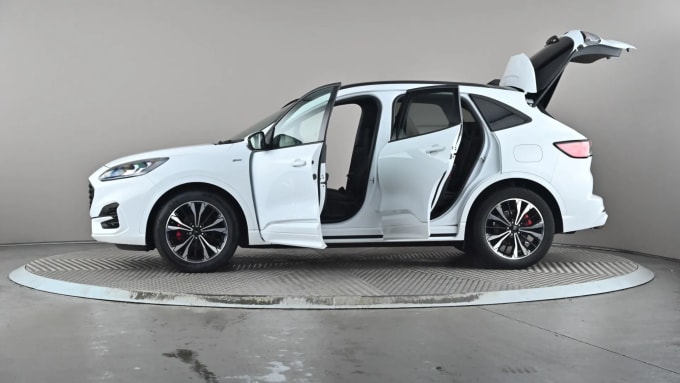 2022 Ford Kuga
