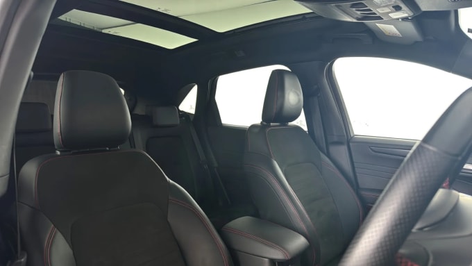 2022 Ford Kuga