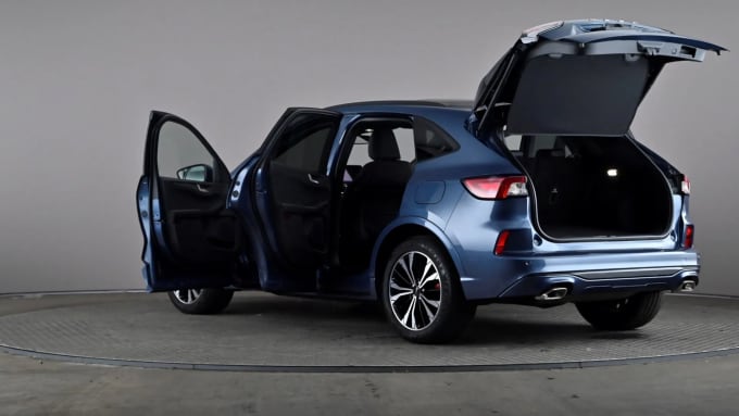2022 Ford Kuga